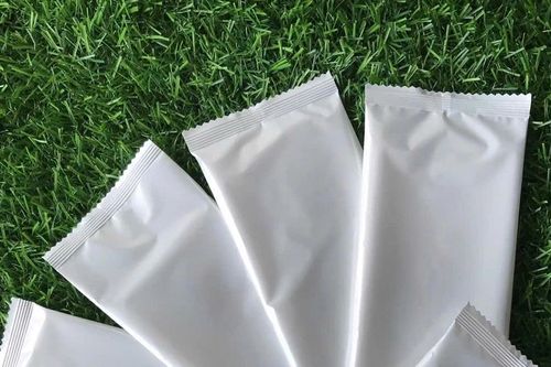 Nguy cơ từ khăn lạnh mất vệ sinh, cách phòng tránh