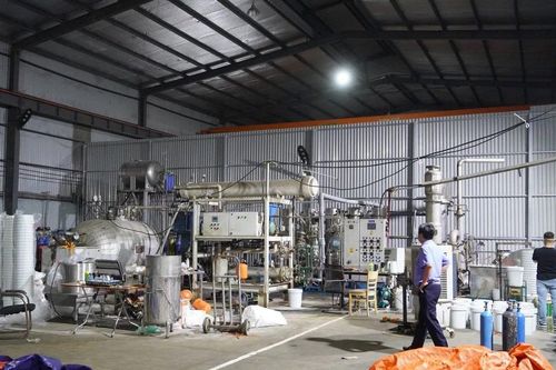 Triệt phá đường dây sản xuất, mua bán khí cười quy mô lớn
