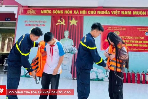 Công an Thanh Hóa đổi mới tuyên truyền pháp luật và kỹ năng sống trong trường học
