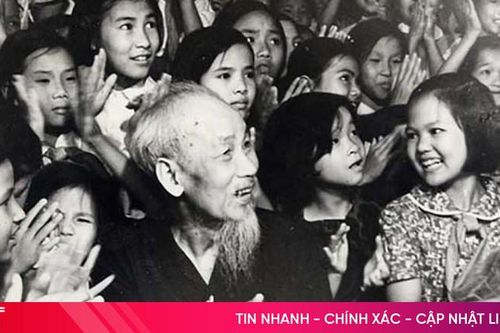 Yêu Bác lòng ta trong sáng hơn