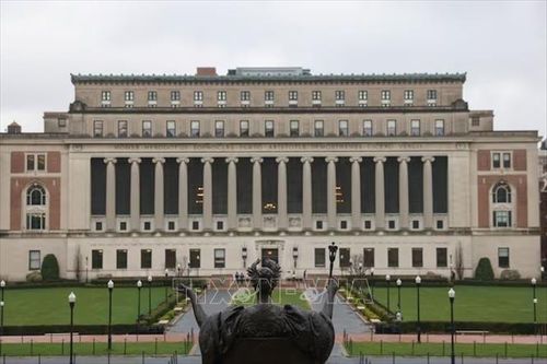 Chính sách nhập cư của Tổng thống Trump đe dọa nguồn thu lớn của Đại học Columbia