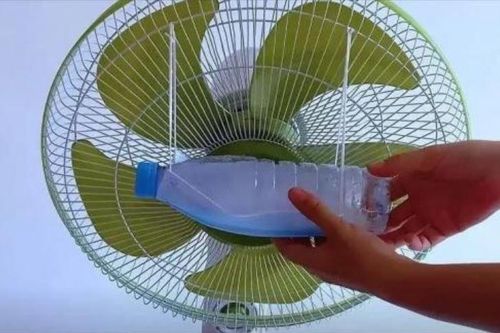 Bí quyết đơn giản giúp hạ nhiệt, đuổi muỗi và tiết kiệm điện ngay tại nhà chỉ với... khẩu trang
