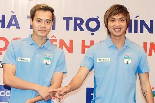 Kịch tính HAGL tái ngộ Văn Toàn và Tuấn Anh