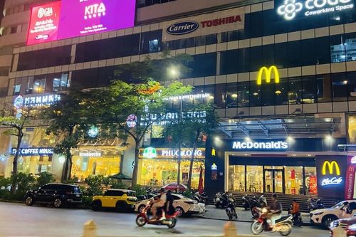 Khi quán cafe chạy đua giành mặt bằng cửa hàng