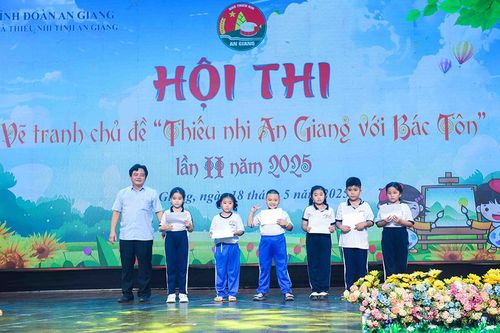 Hội thi vẽ tranh chủ đề: 'Thiếu nhi An Giang với Bác Tôn' lần II năm 2025