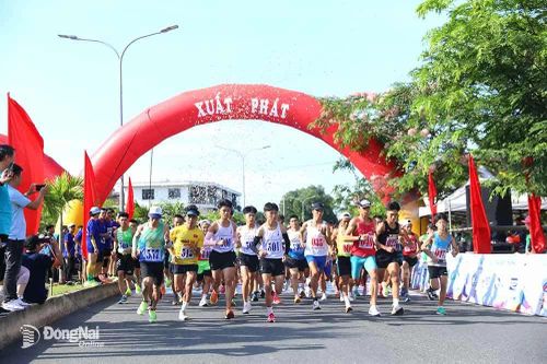 Gần 1,8 ngàn vận động viên tham dự Giải việt dã truyền thống tỉnh Đồng Nai mở rộng 2025