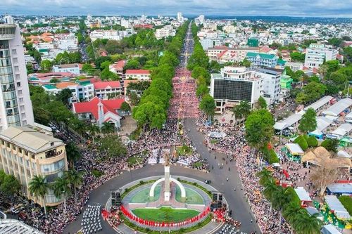 Dấu ấn liên kết phát triển du lịch 'Biển xanh - Rừng đại ngàn'