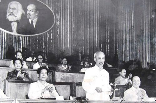 Học và làm theo Bác về tinh gọn tổ chức bộ máy