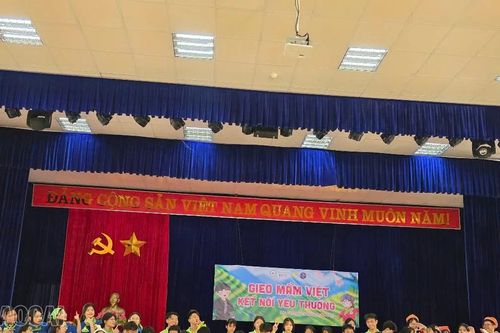 Lan tỏa yêu thương từ những hành động nhỏ