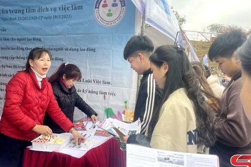 Mường La tạo 'cầu nối' đưa người lao động ra nước ngoài làm việc