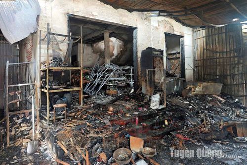 Chủ tịch UBND tỉnh chỉ đạo điều tra, làm rõ nguyên nhân, khắc phục hậu quả vụ cháy nhà dân tại xã Yên Lập