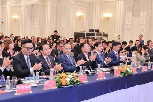 Tạo dựng niềm tin, thống nhất tầm nhìn và chia sẻ trách nhiệm để phát triển thị trường bảo hiểm bền vững