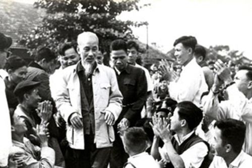 Bộ trưởng Bộ GD-ĐT Nguyễn Kim Sơn:'Chủ tịch Hồ Chí Minh là nhà giáo dục vĩ đại nhất trong thời hiện đại'