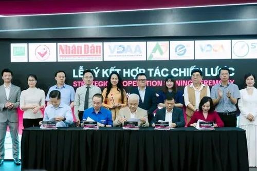 Đào tạo bán hàng online cho tiểu thương chợ truyền thống