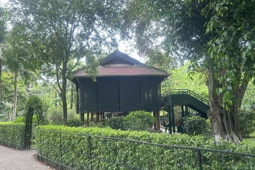 Nhà sàn Bác Hồ - biểu tượng phong cách và đạo đức Hồ Chí Minh