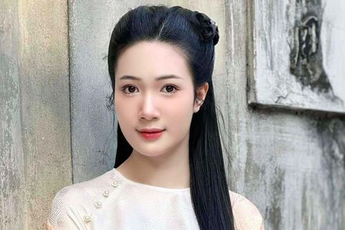 Thanh Huế: 'Có người nói mặt tôi chỉ hợp đóng vai hư hỏng, ăn chơi'