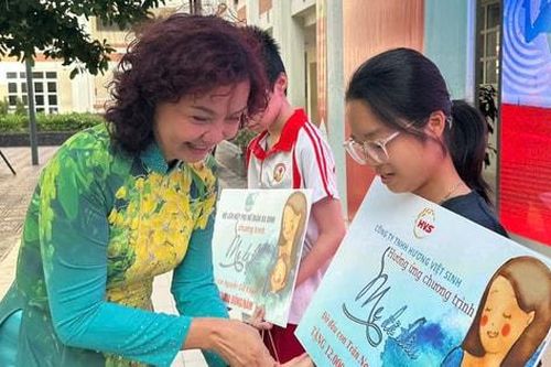 Sôi nổi Ngày hội 'Thể thao vì hạnh phúc gia đình - Không bạo lực'