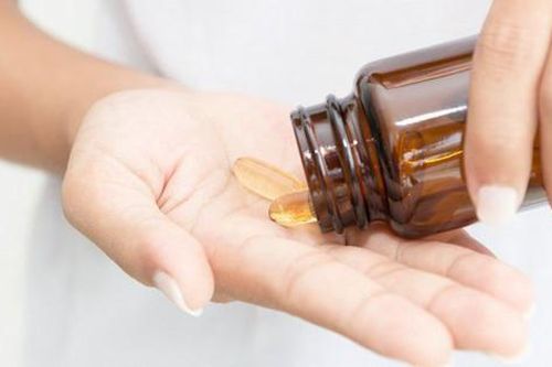 Những rủi ro ít người biết khi dùng vitamin tổng hợp