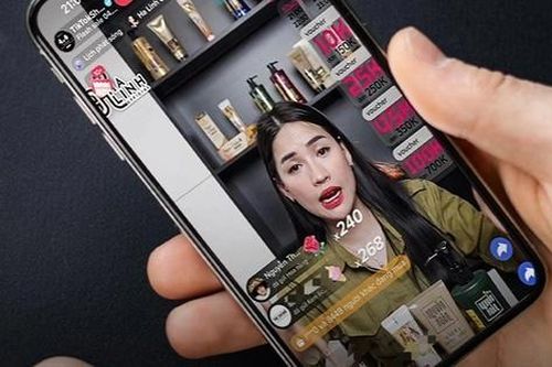 Từ vụ TikToker Võ Hà Linh, bán hàng phá giá có thể bị xử phạt thế nào?