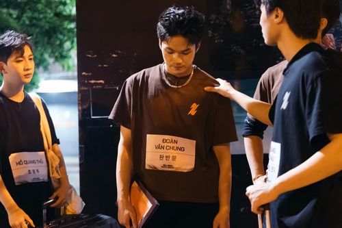 Tranh cãi việc loại 'vé vàng' Văn Chung, đại diện NSX Tân Binh Toàn Năng nói gì?