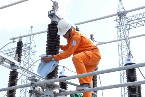 Dùng 'thuật kê giá', Tập đoàn Tuấn Ân hưởng lợi tới 45% tại các gói thầu ở Điện lực Bình Thuận
