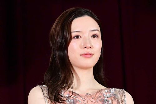 Thiệt hại nghiêm trọng của ngọc nữ Mei Nagano vì bê bối ngoại tình