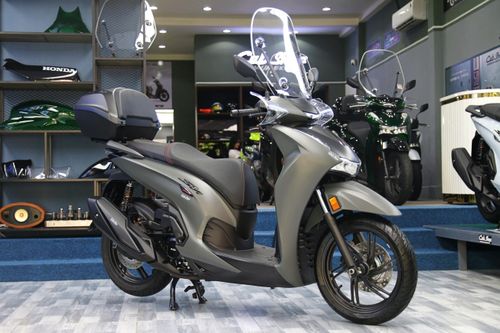 Cận cảnh Honda SH350i bản Italy - nhập tư nhân, chưa chốt giá bán