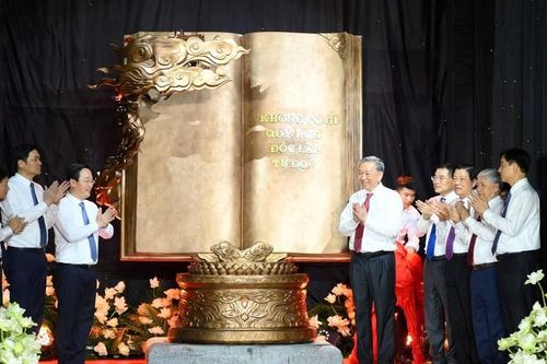 'Việt Nam, những trang sử vàng'