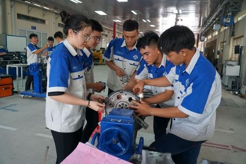 Bài toán tuyển sinh GDNN và GDTX: Đã đến lúc đổi mới tư duy
