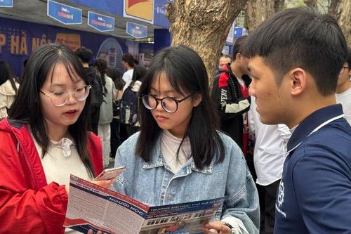 Bộ Giáo dục và Đào tạo lý giải vì sao học ngành vi mạch bán dẫn cần đạt điểm 8 môn Toán