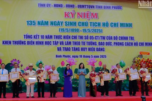Bình Phước: Hàng nghìn việc tốt mừng sinh nhật Bác