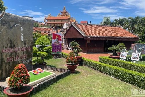 Bình Thuận dâng hương Chủ tịch Hồ Chí Minh nhân kỷ niệm 135 năm Ngày sinh nhật Bác