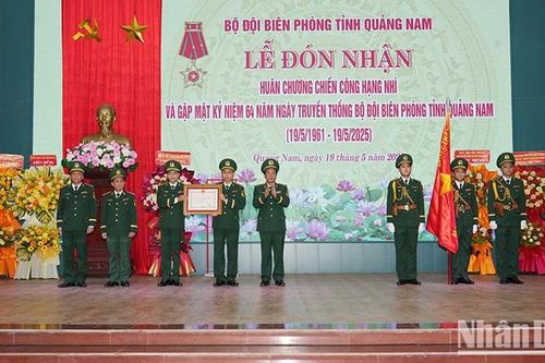 Bộ đội Biên phòng tỉnh Quảng Nam đón nhận Huân chương Chiến công hạng Nhì