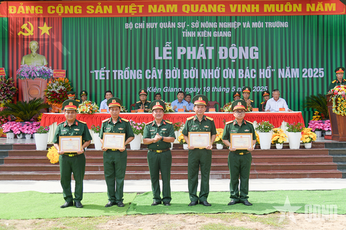Bộ CHQS tỉnh Kiên Giang: Phát động 'Tết trồng cây đời đời nhớ ơn Bác Hồ' năm 2025