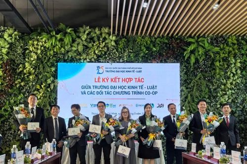 Trường Đại học Kinh tế - Luật hợp tác phát triển nguồn nhân lực
