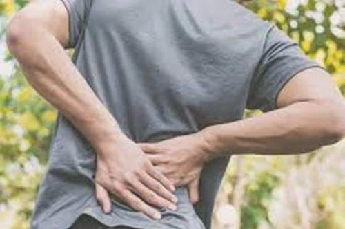 Sai lầm khi luyện tập thể thao gây đau lưng