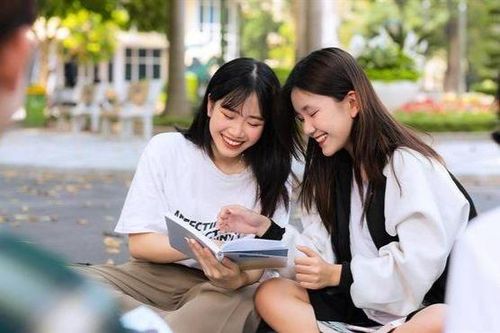 Giúp học sinh định hướng nghề nghiệp từ sớm