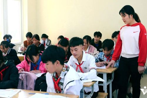 Sở Nội vụ Thanh Hóa đề xuất ký hợp đồng 12 tháng cho hàng nghìn giáo viên