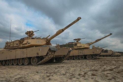 Mỹ 'thất vọng' khi Australia chuyển xe tăng Abrams cho Ukraine