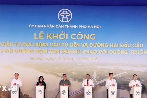 Thủ tướng dự lễ khởi công Dự án đầu tư xây dựng cầu Tứ Liên