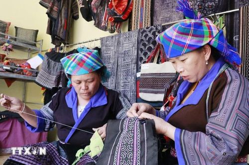 UNESCO tổ chức thi vẽ minh họa tôn vinh giá trị bản sắc địa phương của Việt Nam