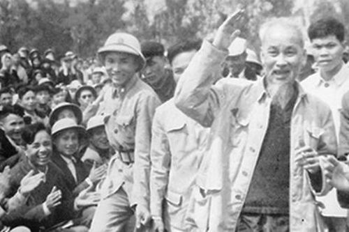 'Thần linh pháp quyền' trong tư tưởng Hồ Chí Minh