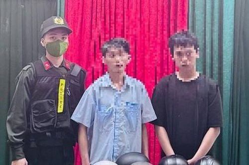 Đổ vỡ tình cảm, nam thanh niên rủ bạn đến cầu Tình yêu 'trả thù tình' bằng cách không ai ngờ tới