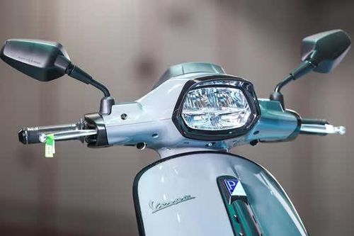 Chi tiết Vespa Sprint S 2025 vừa ra mắt tại Việt Nam, giá từ 88,2 triệu đồng, so kè với Honda SH