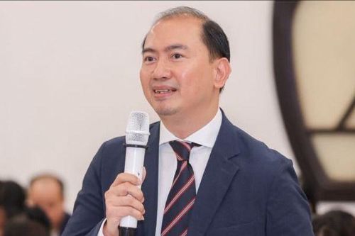 Luật sư đề xuất cấp thẻ nhà báo trọn đời, thay vì gia hạn chu kỳ 5 năm