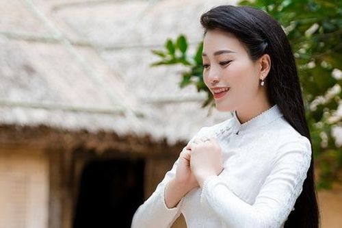 Những giọng ca nữ rưng rưng hát về Người