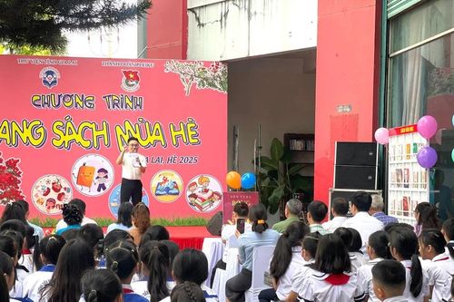 Gia Lai: Khai mạc chương trình 'Trang sách mùa hè' 2025