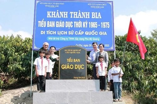 Về nơi 'gieo' chữ thời lửa đạn