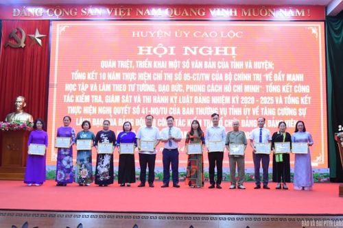 Học Bác mỗi ngày