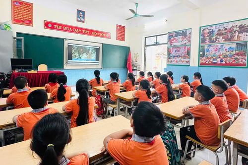 Các trường học tổ chức nhiều hoạt động kỷ niệm sinh nhật Bác